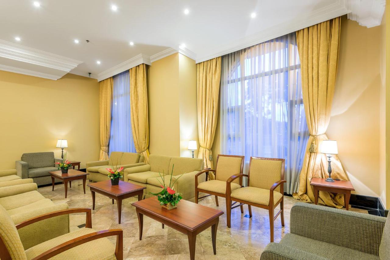 Apartamentos Dann ボゴタ エクステリア 写真