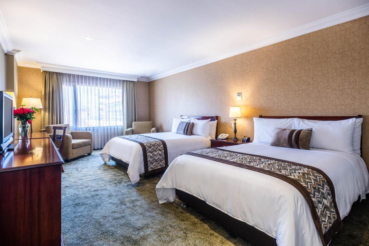 Apartamentos Dann ボゴタ エクステリア 写真