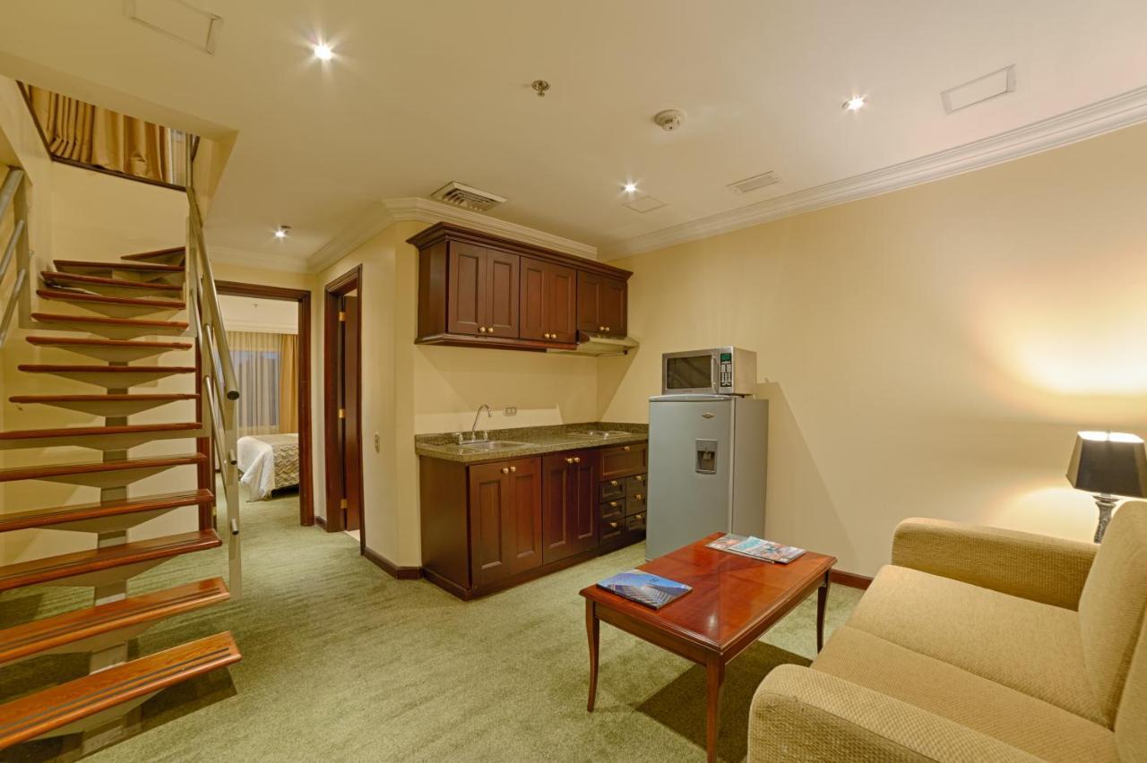 Apartamentos Dann ボゴタ エクステリア 写真